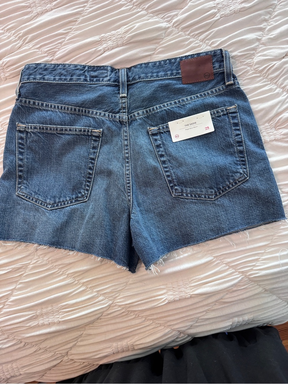 AG “The Sadie” High-Rise Cut Off Denim Shorts — Size 29 NWT - Picture 3 of 4